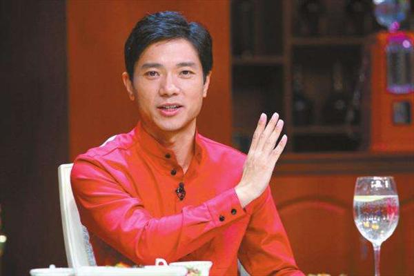 全画幅镜头半画幅镜头久久香蕉国产线看观看亚洲小说，摄影艺术的光学奥秘解析